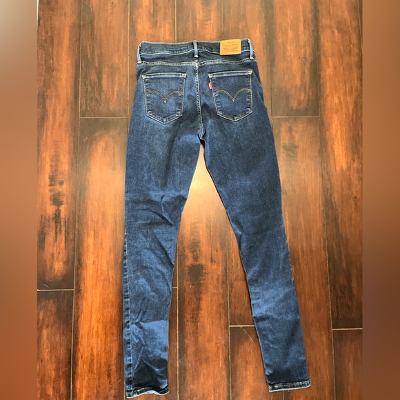 Levi’s skinny jeans - Picture 2 of 3
